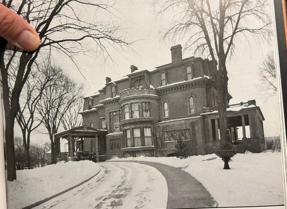 Lowry residence